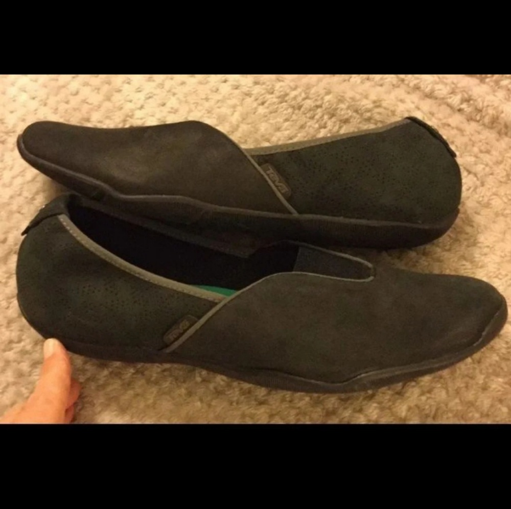 Teva Size 11 Niyama Black Waterproof Flats